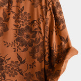 Jan | Brązowa koszula w kwiaty w stylu vintage
