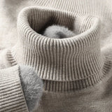 ARLO - Sweter z wełny merino z wysokim kołnierzem